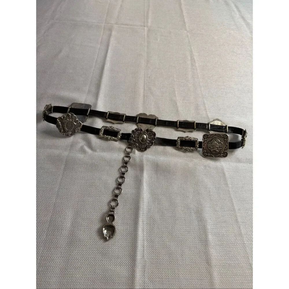 Vintage 1993 Brighton Silver Concho Medallion Brown Leather Belt 41507 Sz Medium